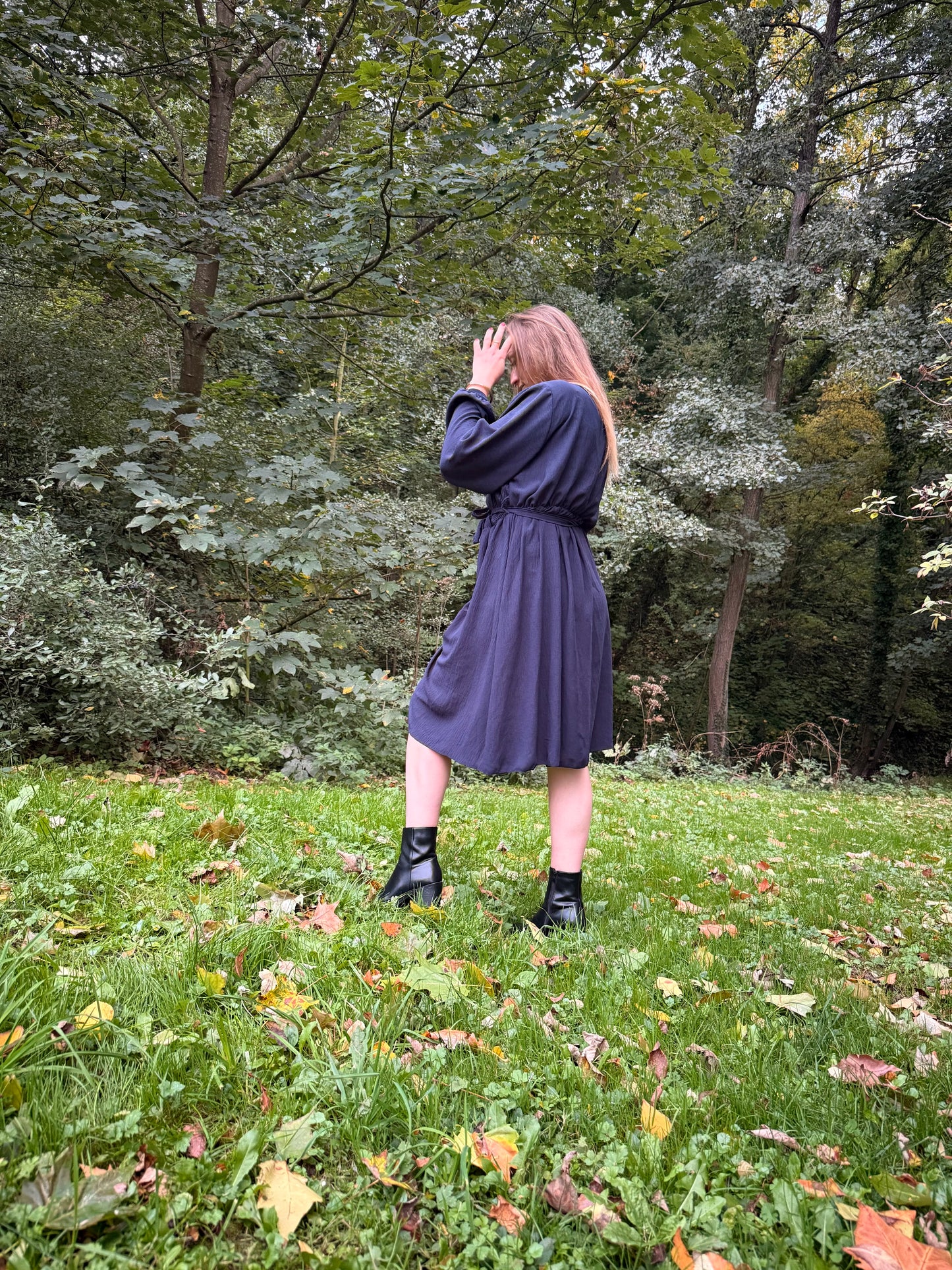 Robe mi-longue